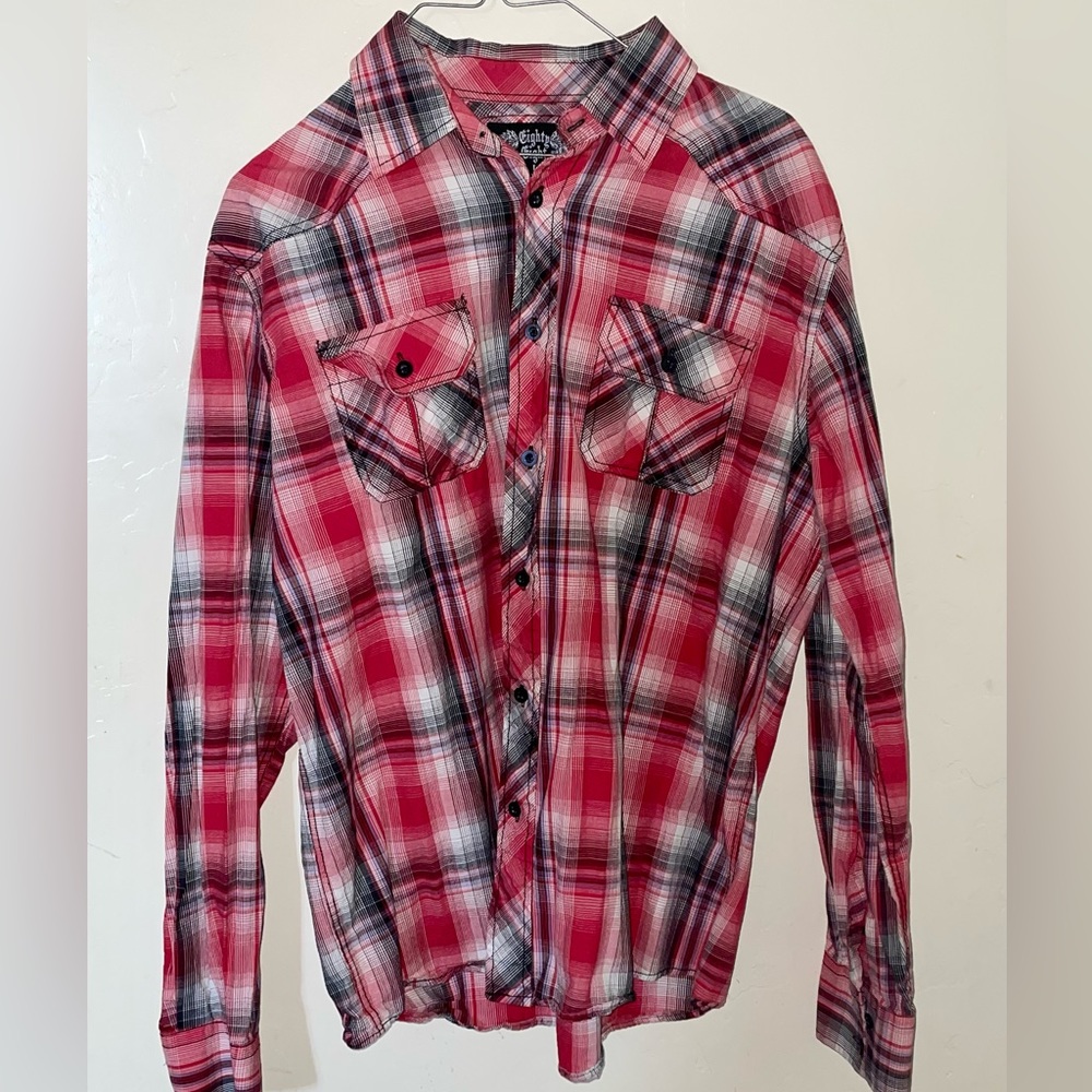 Eighty Eight Vintage Men’s Plaid Flannel Large Red Black Button Down Long Sleeve